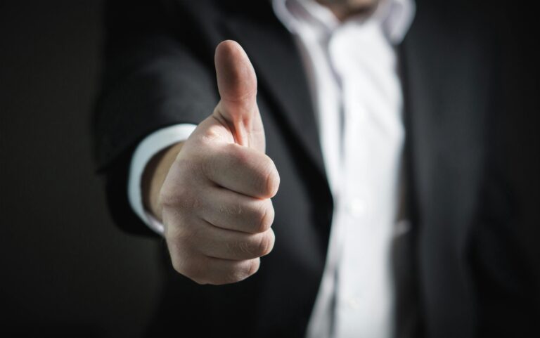 Cómo elegir una empresa de grúas confiable